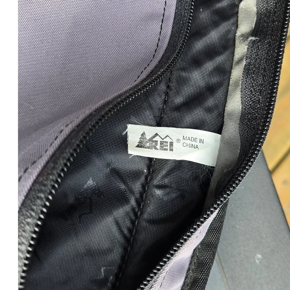 REI Sling Backpack Blue Grey Single Strap Crossbody Daypack Hiking Bag
